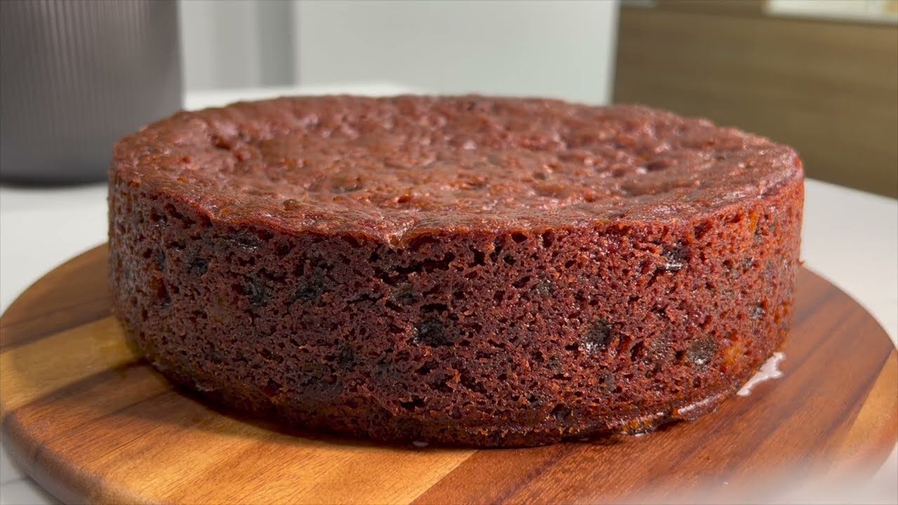 KEK BUAH KUKUS / STEAMED FRUIT CAKE