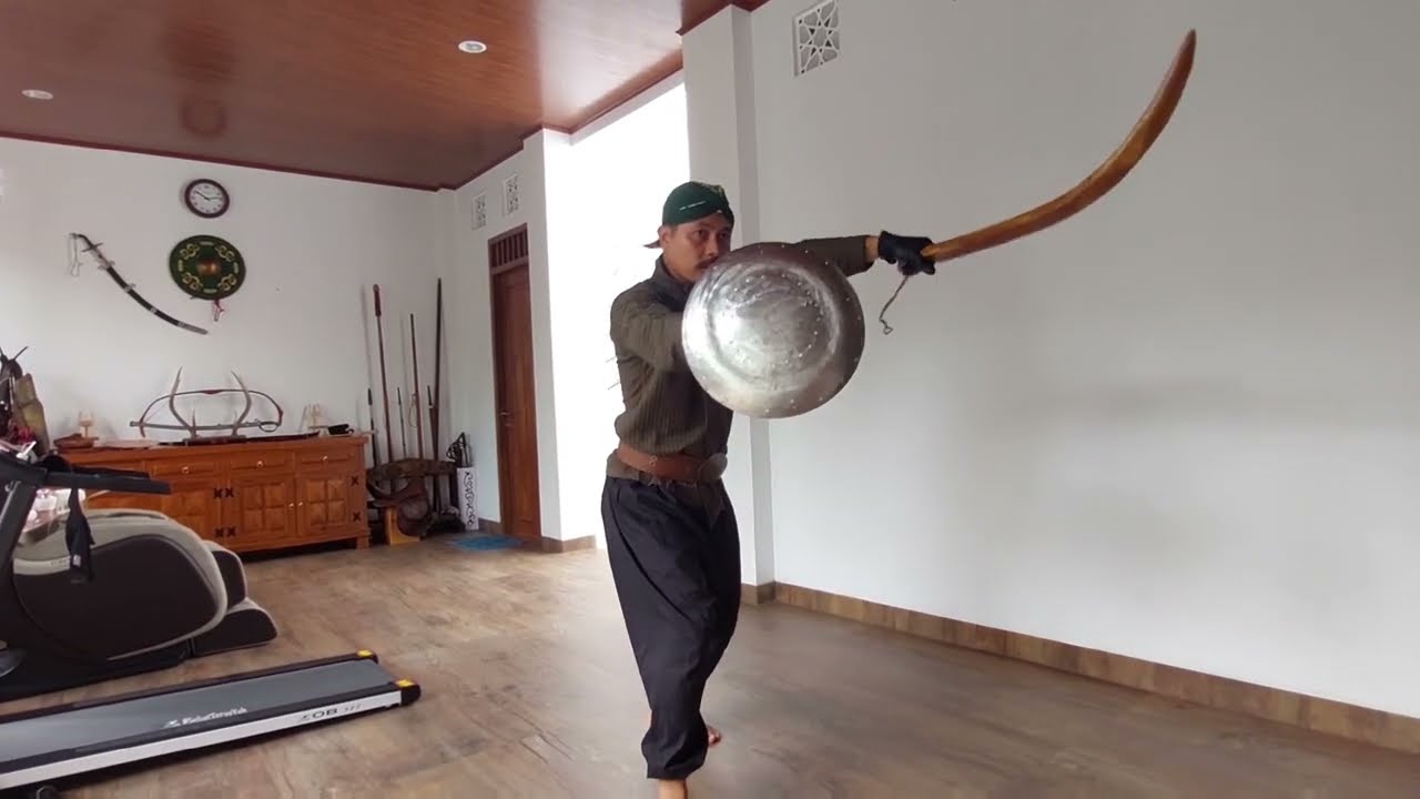 Shamshir and Separ Combos by Alan Pratama (Razmafzar Indonesia)