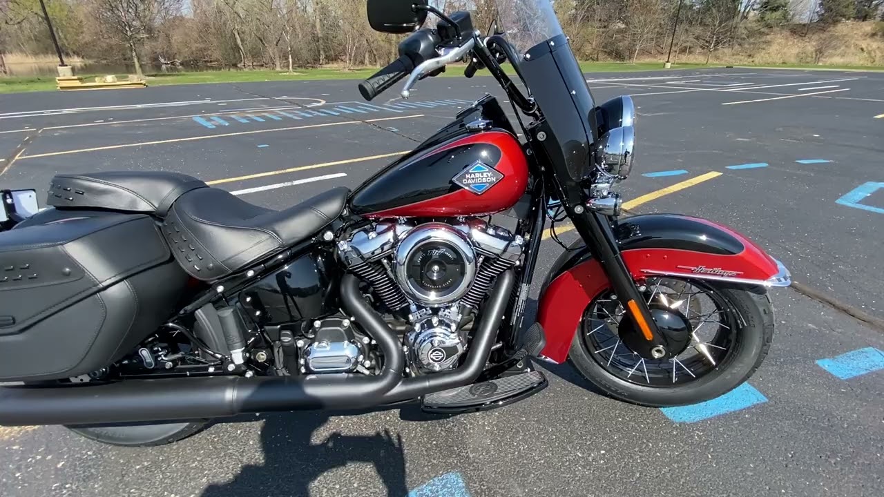 2025 HARLEY=DAVIDSON SOFTAIL HERITAGE CLASSIC in Whiskey Fire and Vivid Black