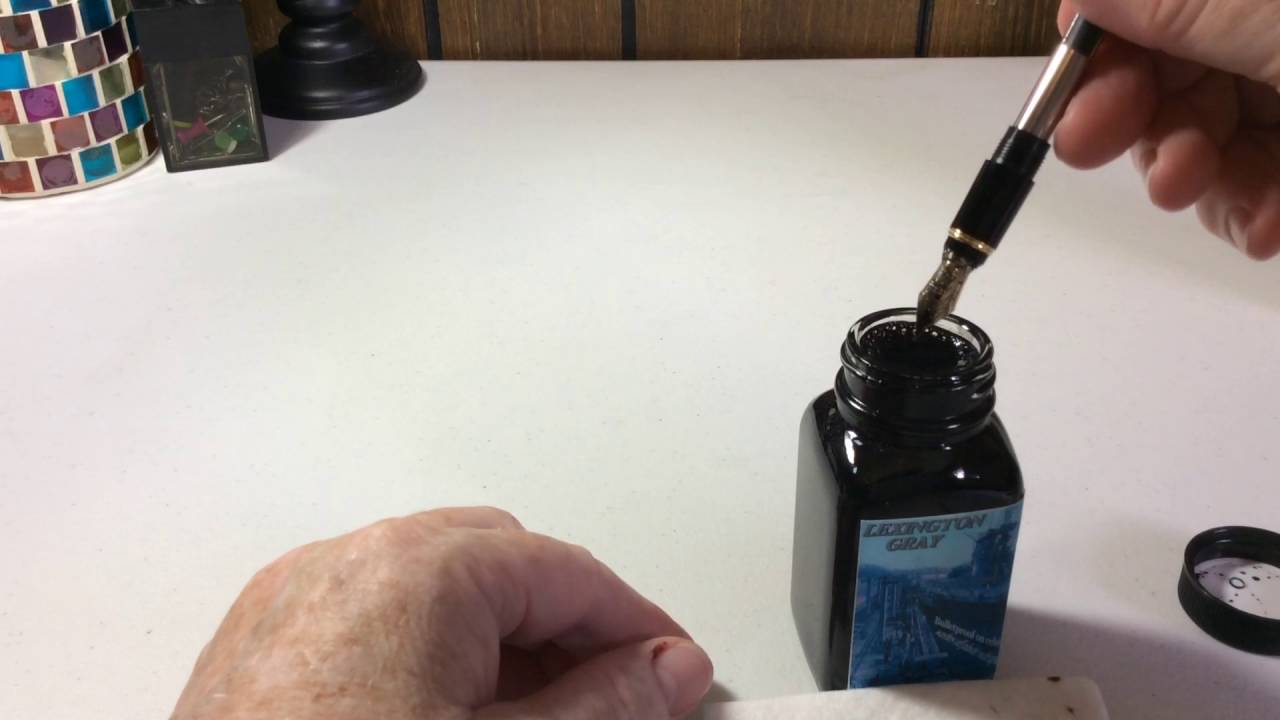 Ink and pen review; Pilot Lucina pen and Noodlers Lexington Grey.