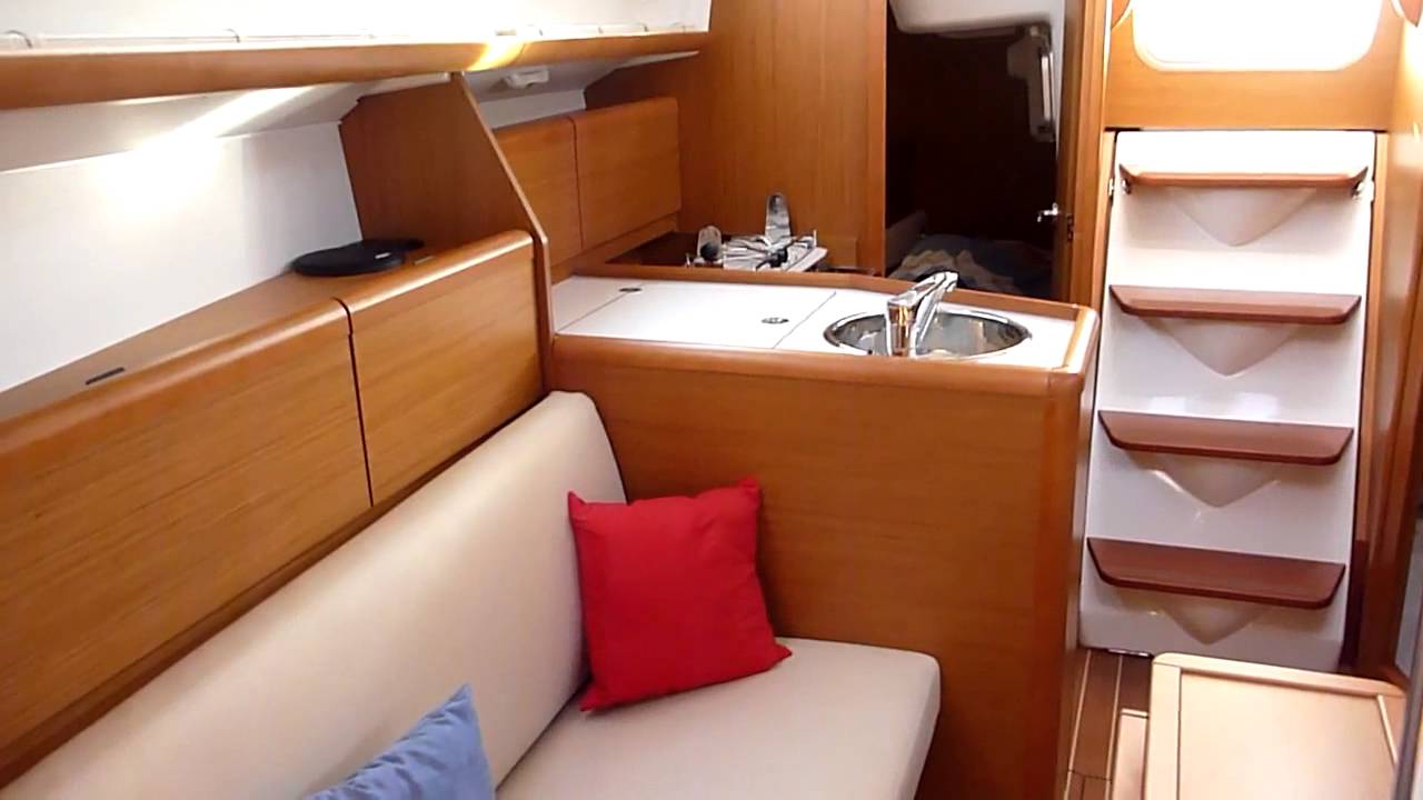 Jeanneau SO 30i Interior Sea Ventures