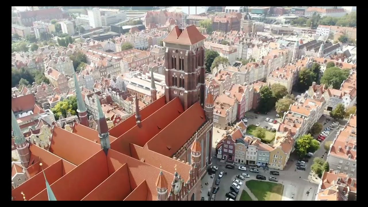 Bazylika Mariacka Gdańsk z lotu ptaka 4K, 2024 r.
