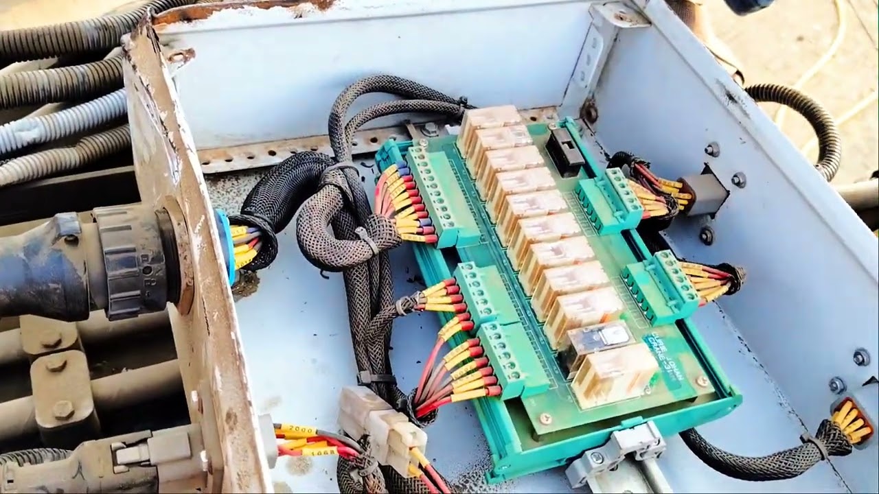 Kalmar Reach Stacker के 10 सबसे Important Parts 😱 | जानिए बिना इनके मशीन रुक जाती है!