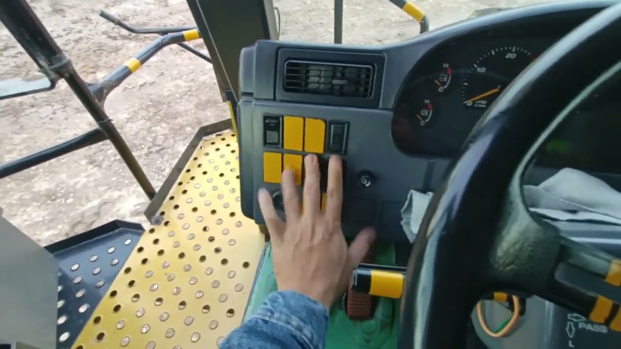 Cara p2h dan pengenalan komponen dan instrumen panel HD465-7R komatsu