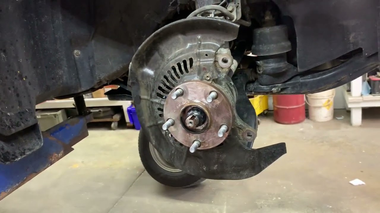 2019 Toyota Highlander Front brake pads and rotors