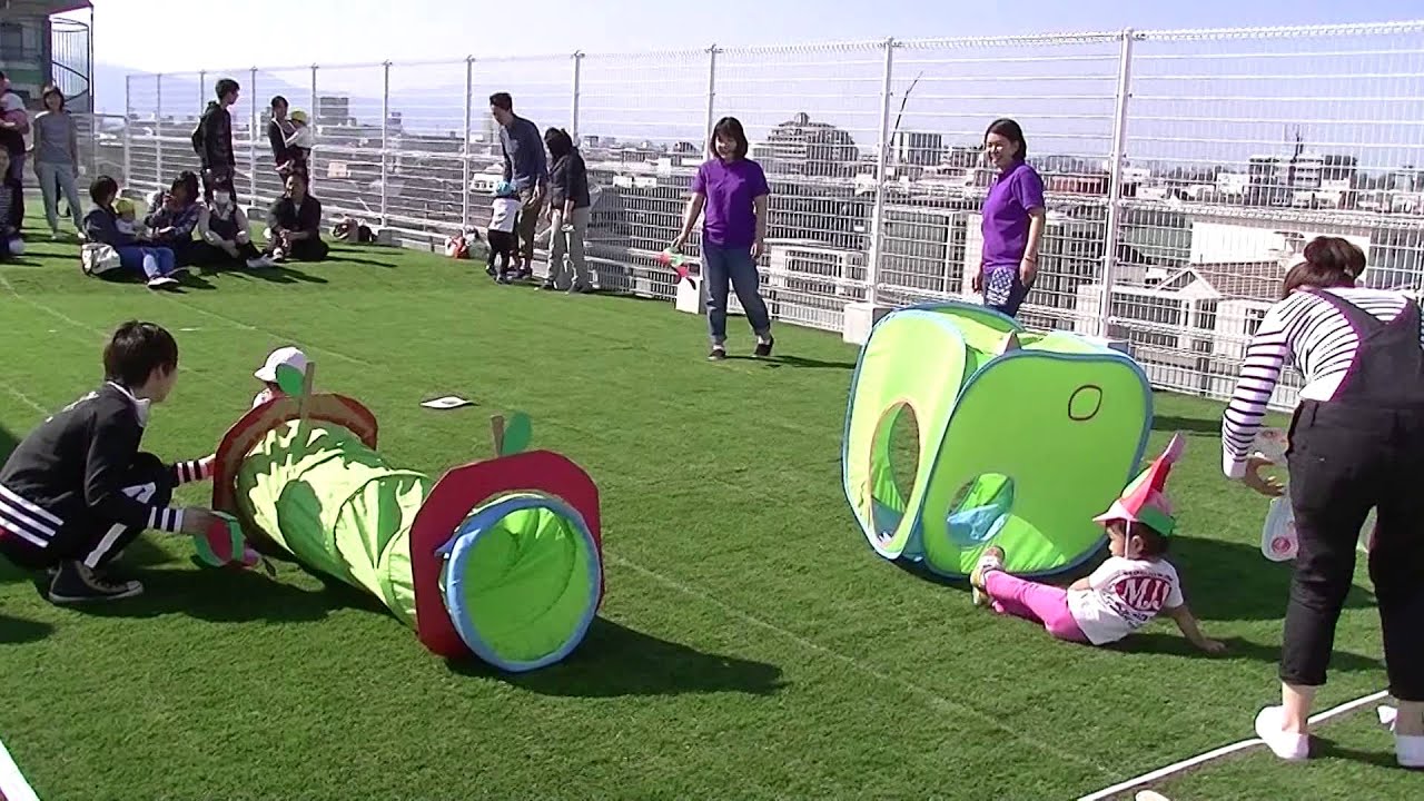 松山市　保育園　★　sports festival １．２歳児親子競技①　I'm a Very Hungry Caterpillar