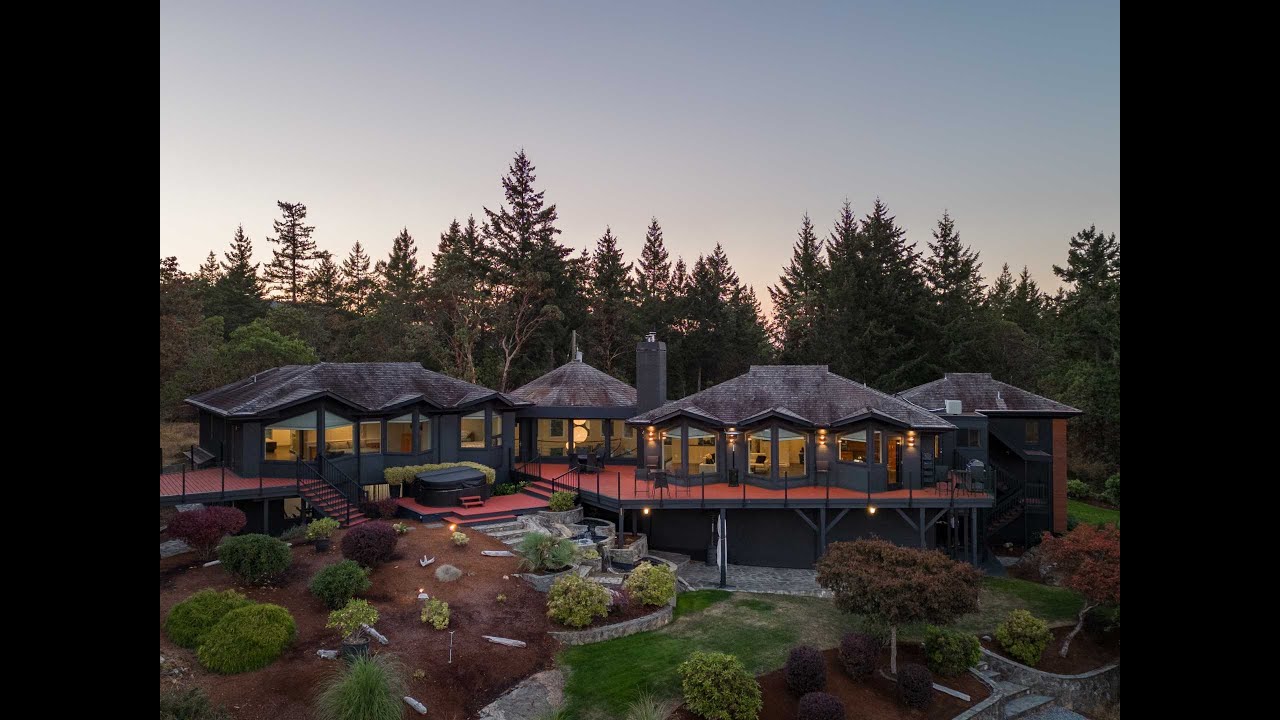 4871 Excelsior Road | Saanich, BC
