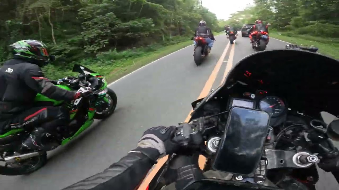 POV | UPHILL | R1 | ZX10R | R6 | ZX4RR | S1000RR | PANIGALE G7 | CBR 1000RR | ZX6R | GSXR 600 | MGP