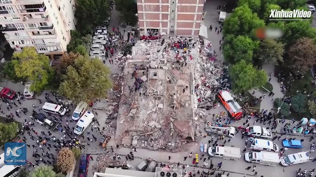 Turkish rescuers race against clock to reach earthquake survivors under debris