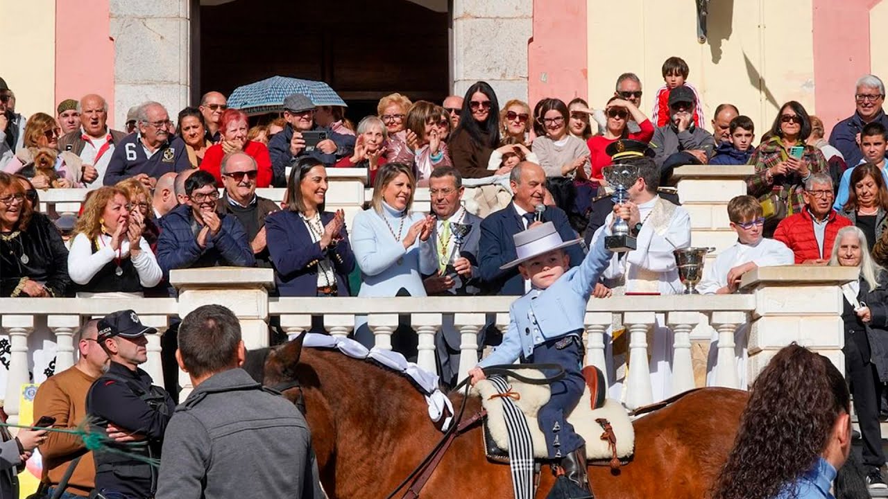 San Antón bendice a sus animales y celebra nuevas inversiones para el barrio