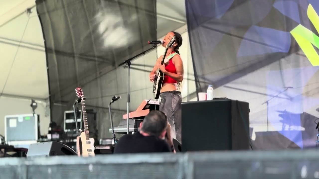 Lianne La Havas - Midnight and Bittersweet (ft. Julius Rodriguez) - Newport Jazz Festival, 2024