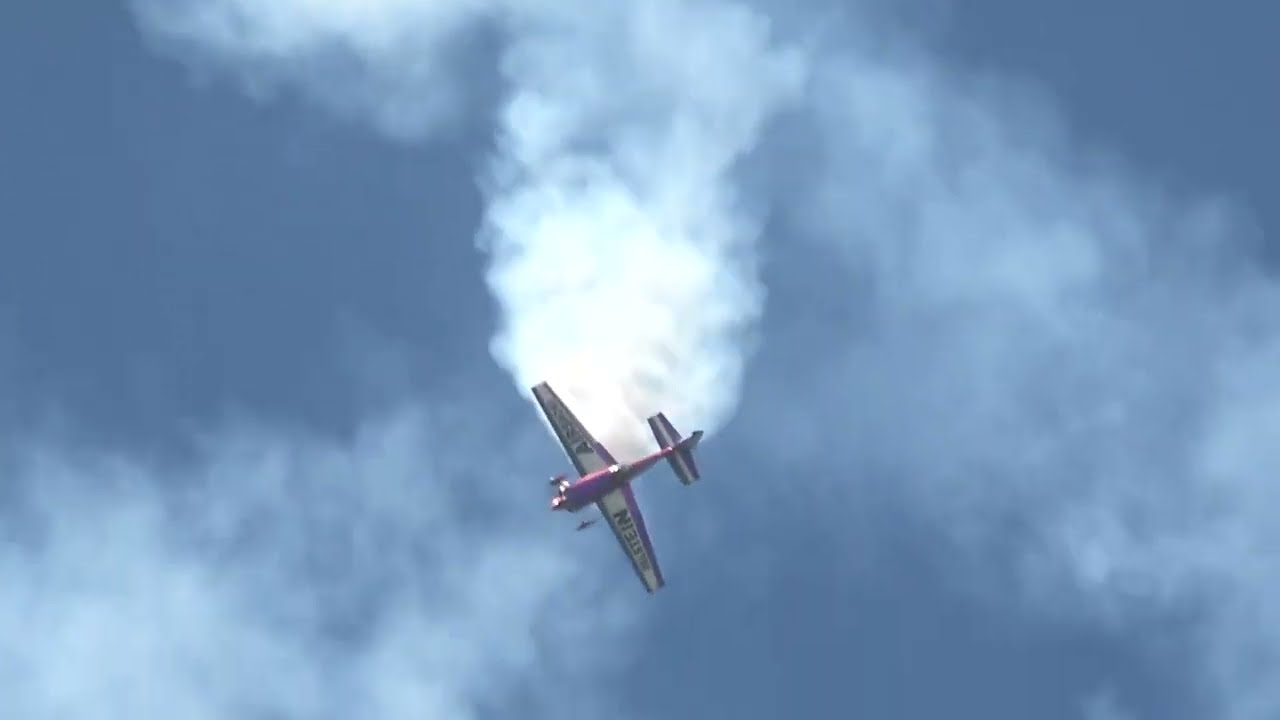 Bill Stein Edge 540 Aerobatics - Oshkosh 2023 - Thursday