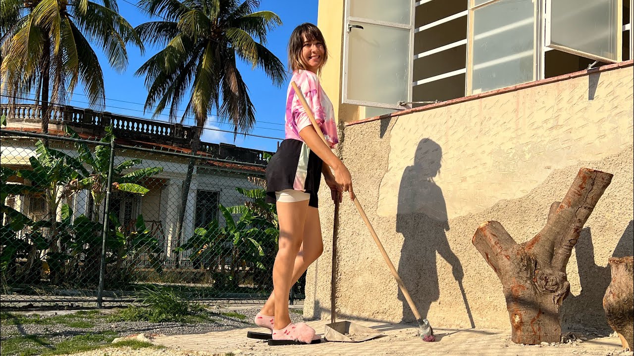 Así VIVO en Cuba. NO hablaré de eso🇨🇺 Limpieza y organización de la casa.PONEMOS la cortina de BAÑO