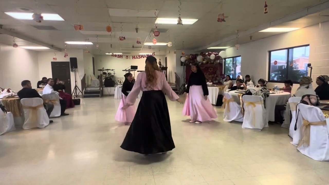 Grupo de danza Mishkan Torah 
