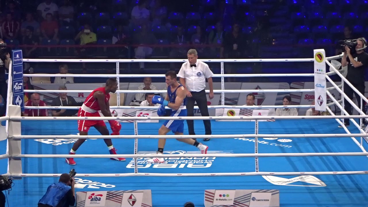 MAH03127 Julio La Cruz (CUB) vs Ibragim Bazuev (GER)