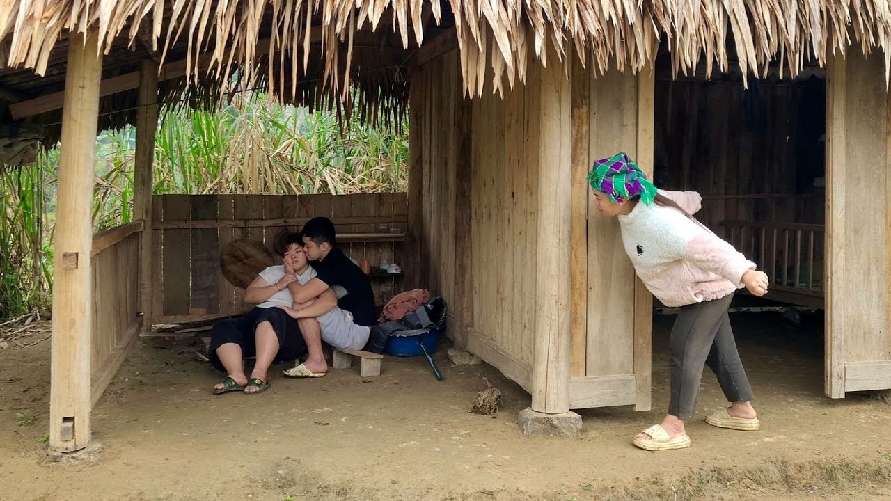 Girl Goes Catching Fish with a Young Man, a Cruel Woman Returns for Revenge
