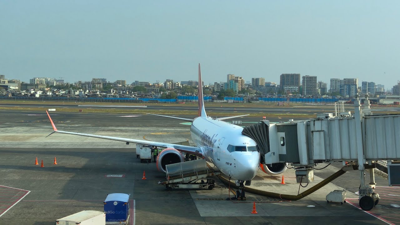 Trip Report | India's Youngest Airline | Ahmedabad - Mumbai | Akasa Air | Boeing 737-Max-8#plane