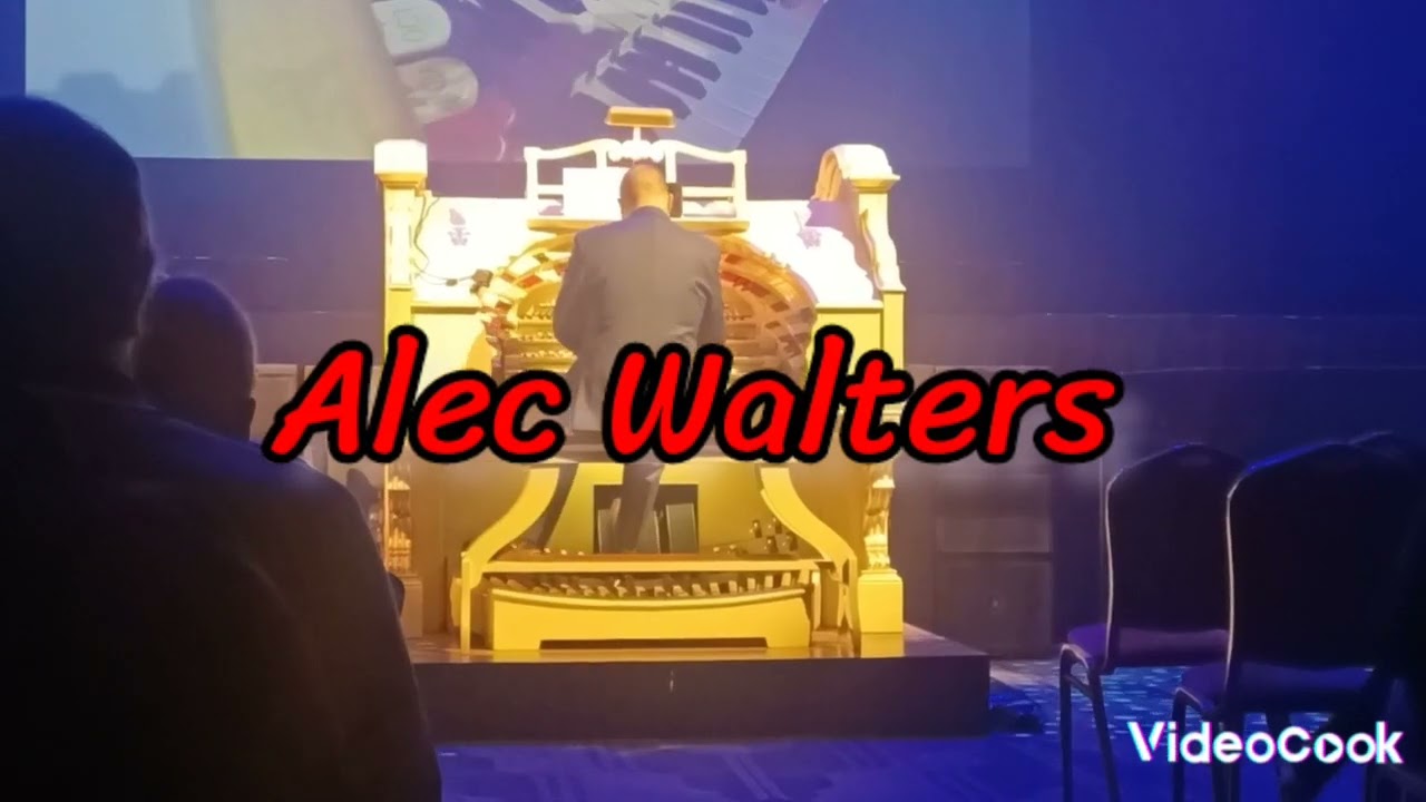 Alec Walters & David Lobban at the 4/25 ex Trocodero Wurlitzer organ, Troxy London 02/04/24