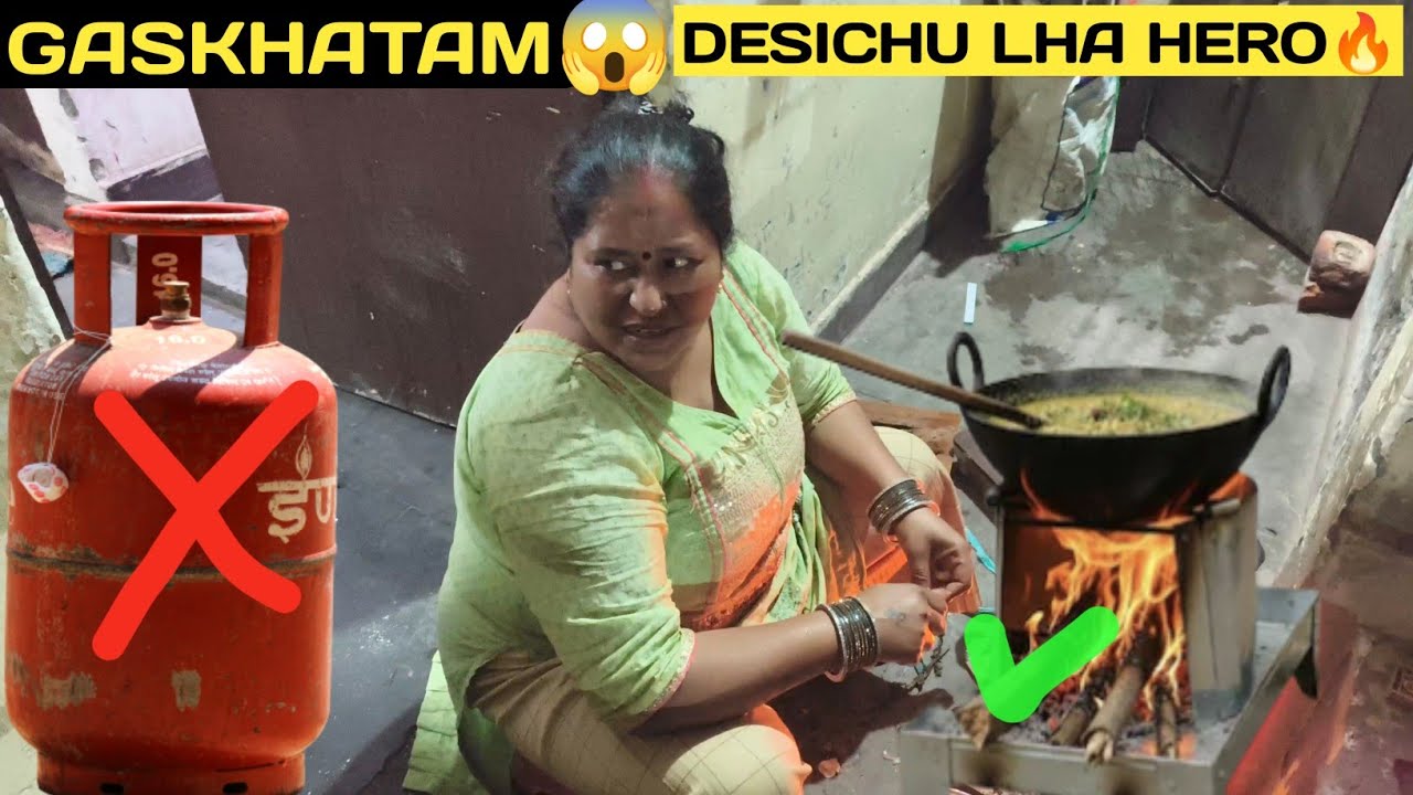 Gas Khatam 😱 Phir Chulhe Par Khana Banaya 🔥 | Desi Life Reality@Manojarchu 
