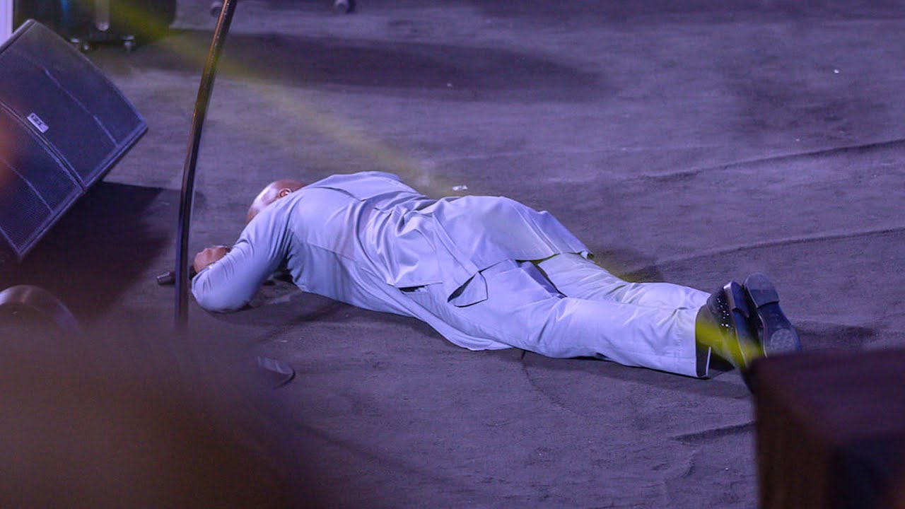 PRAYERS TO BREAK  THE POWER OF DARKNESS OVER YOUR LIFE - APOSTLE JOSHUA SELMAN