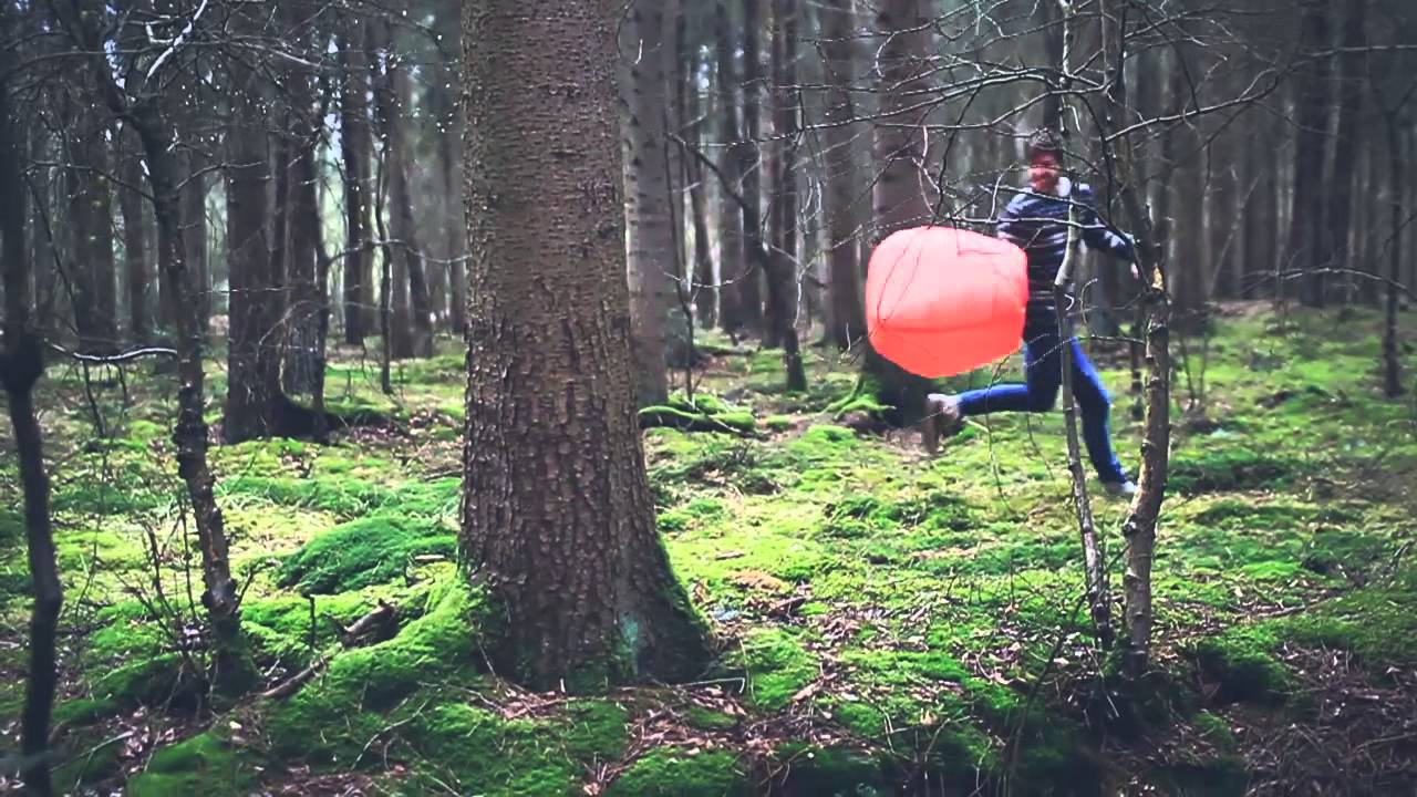 Hurricane Dean - Flat Random Noise (Official Video)