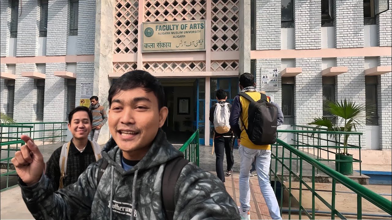 AKHIRNYA KITA TOUR KAMPUS INDIA!PERTAMA KALI MASUK KELAS KAMPUS AMU+NGURUS BERKAS SEHARIAN!SERU