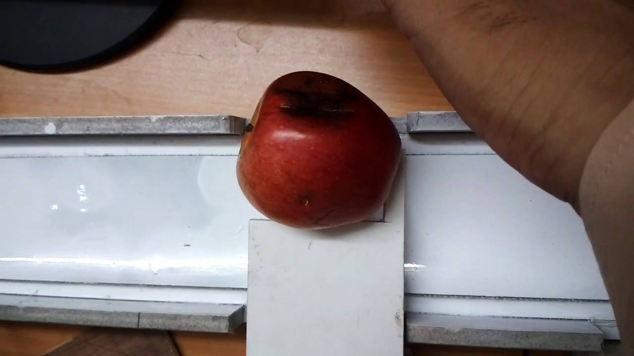 Fruit sorting using digital image processing