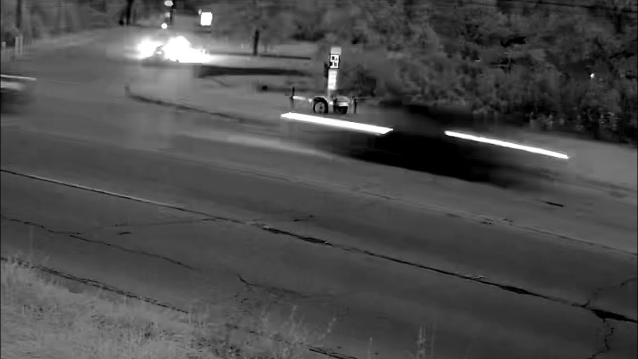 Public Safety Hazard: As 2 Crashed Cars are Pulled Over, Traffic Goes 59 mph in 40mph Residential