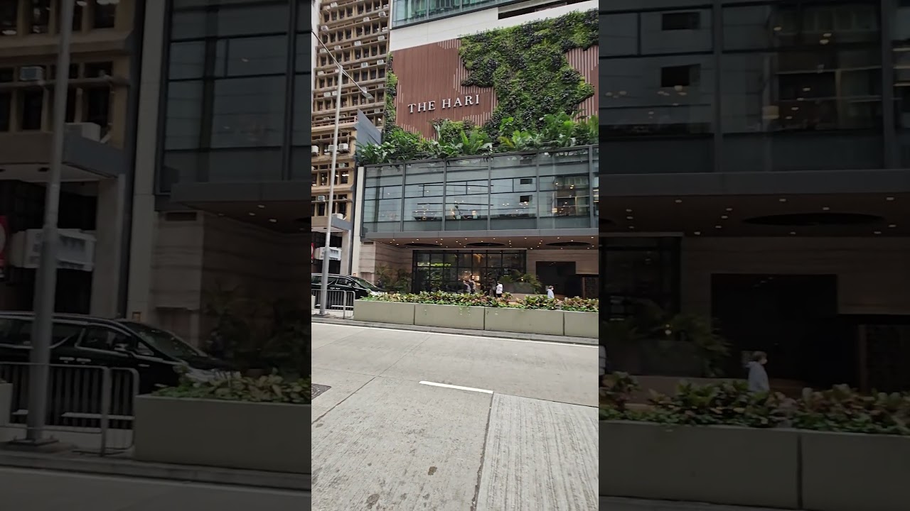 Streets of Hong Kong in Wan Chai #wanchaihongkong #hongkong #touristhongkong #streetsofhongkong