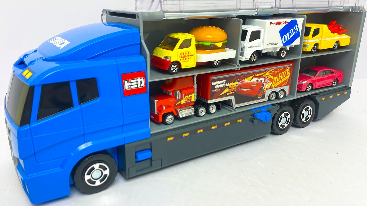 トミカ☆はたらくくるまのトミカのミニカーを開封してコンボイへ収納します☆Unboxing Tomica working car minicars in the convoy!
