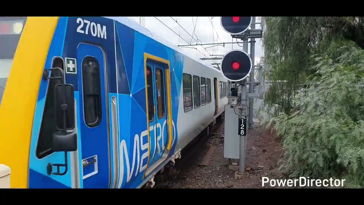 Trains at Clifton hill train station