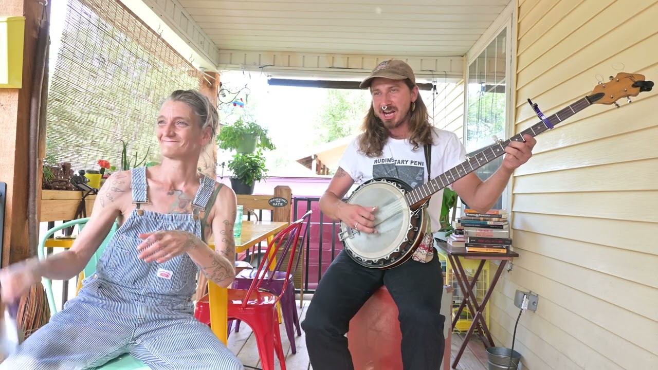 Trouble In Mind - Dusty Whytis & Spoon Lady