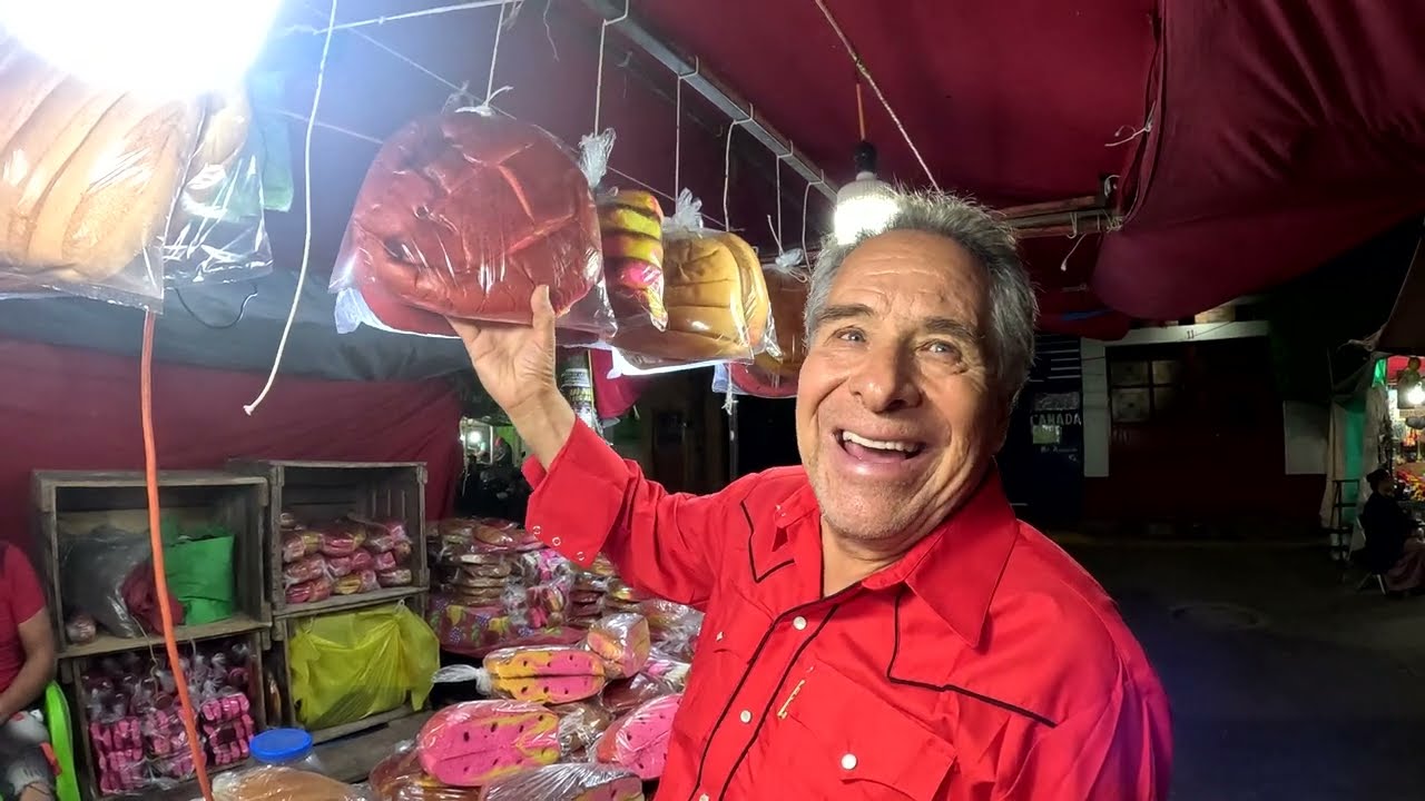 EN SANTIAGO MARAVATIO GUANAJUATO CONOCIENDO UN POQUITO DE LAS MEJORES TRADICIONES DEL MUNDO...
