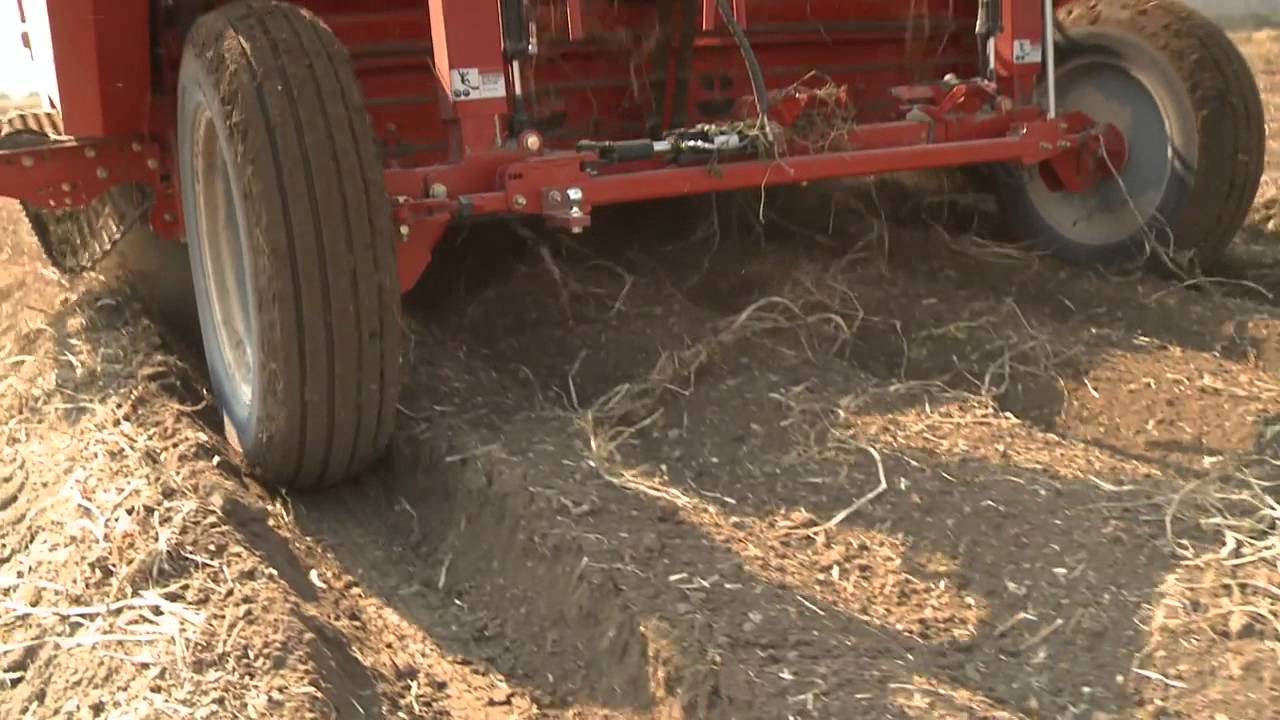 Mdl 6140 -4 Row Windrower