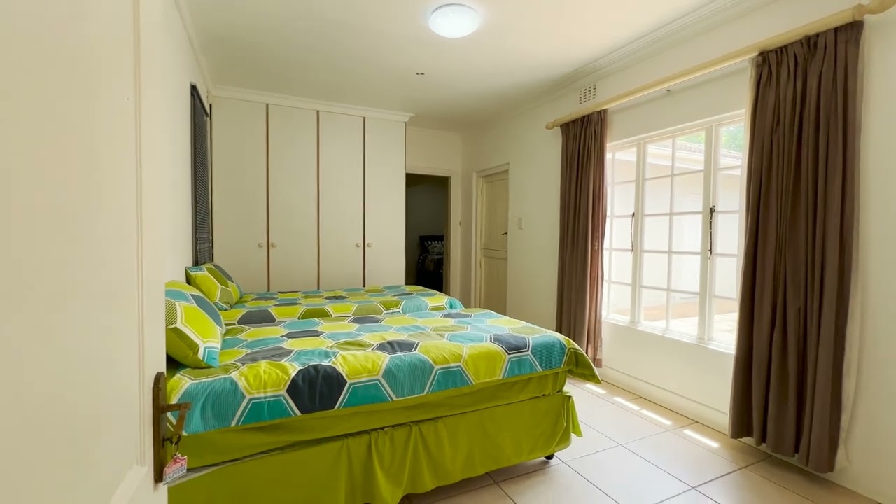 Single Level with a Sensational Seaview