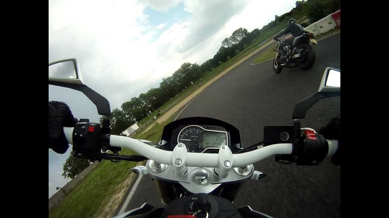 GSR 750 circuit carole gopro HD