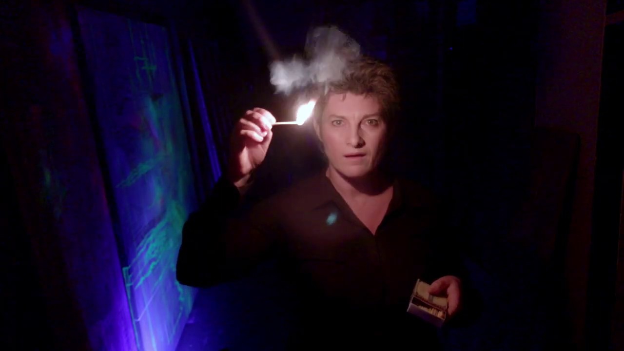 13. MAIAKOVSKI dans le couloir du 2ème