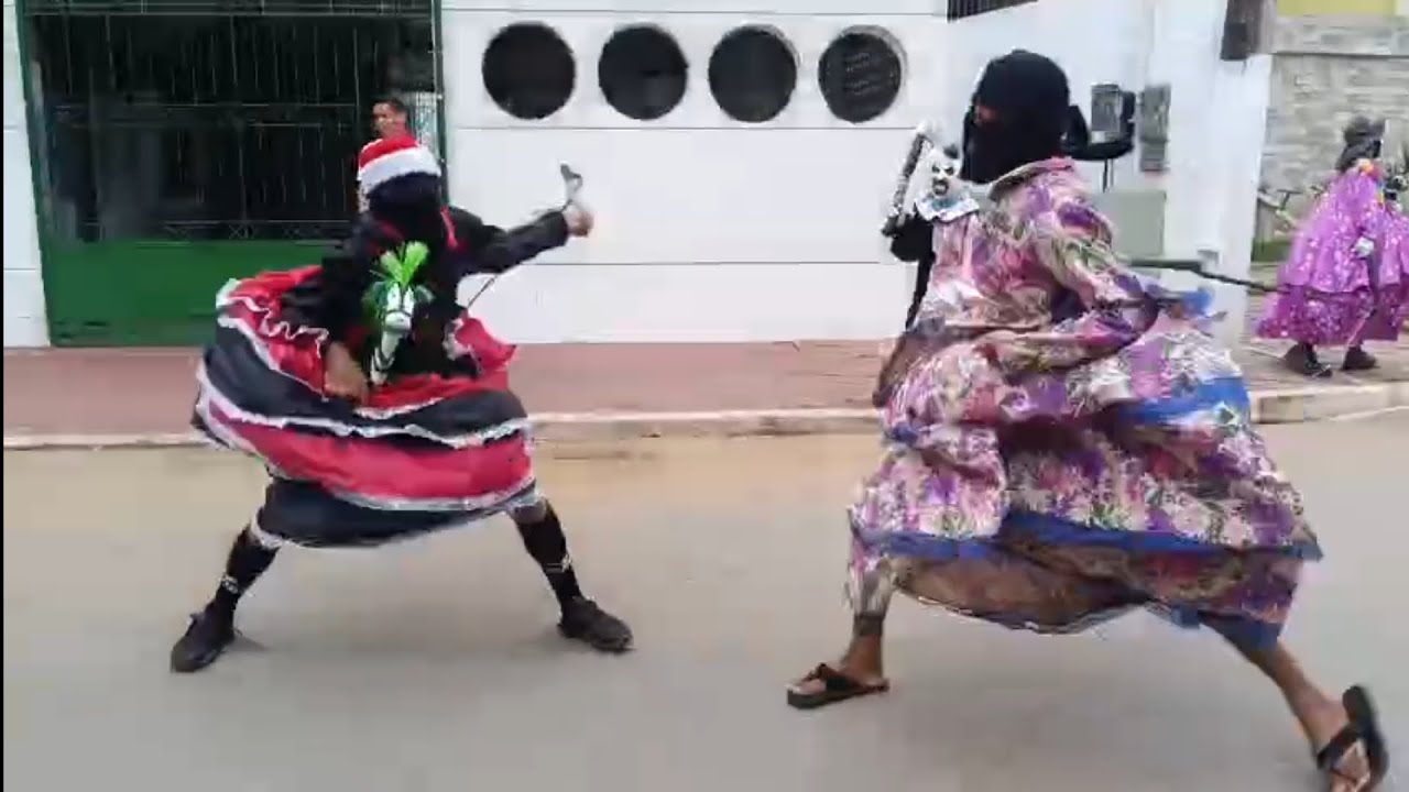 Carnaval da escola João de Moura Cavalcante em bizarra 