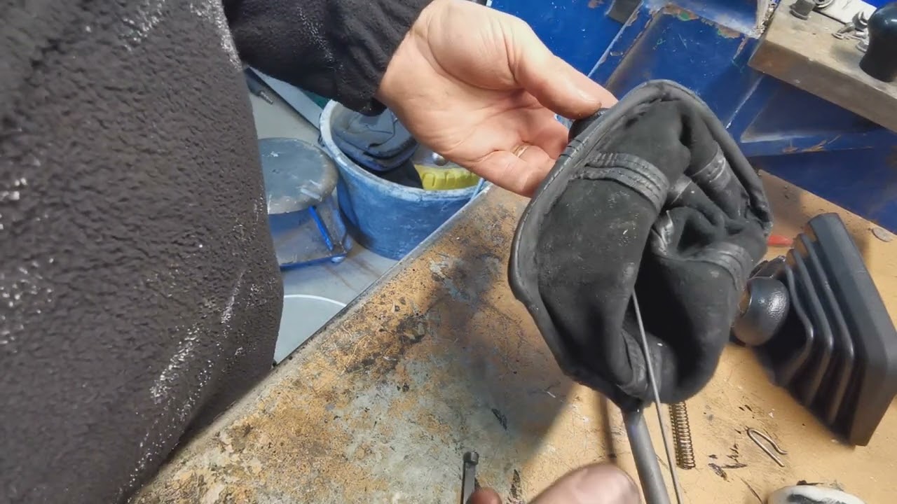 Saab 900 Classic, How I changed to short throw shifter.