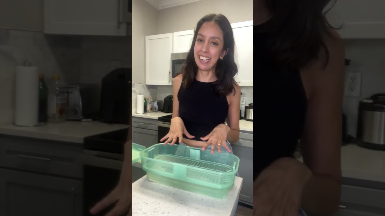 Review of the COOK WITH COLOR Collapsible Batter Bowl - Mess Free Breading Shaker Container