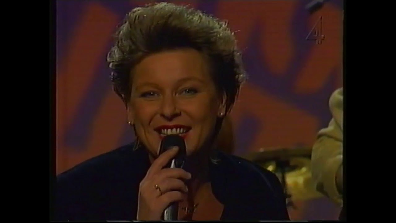 RINGEN PÅ MITT FINGER     LOTTA ENGBERG    1994