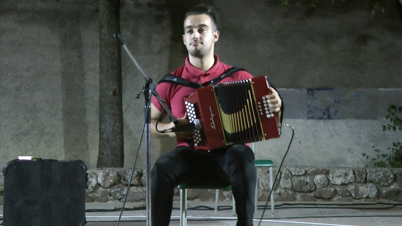 ==MATTEO CASULA di Meana Sardo==   =Danza=