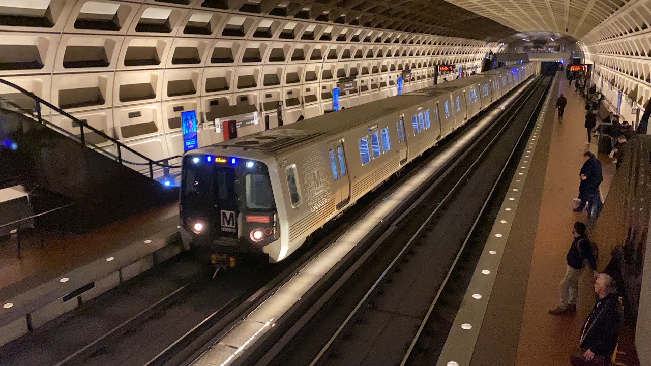 WMATA Washington Metrorail Blue, Orange, & Silver Line Trains @ Farragut West (3/20/24)