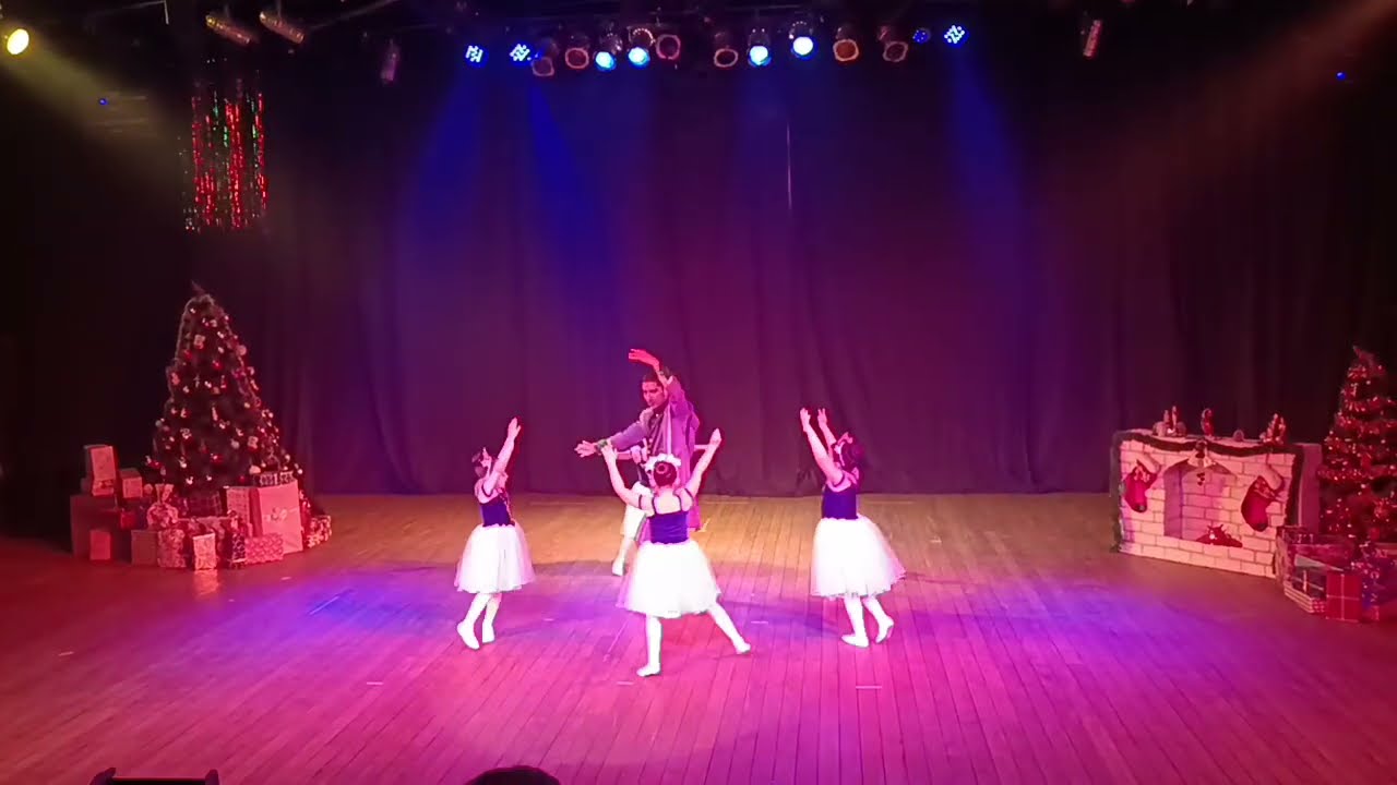 O Gorro Roubado do Papai Noel - No Compasso - Trecho 2