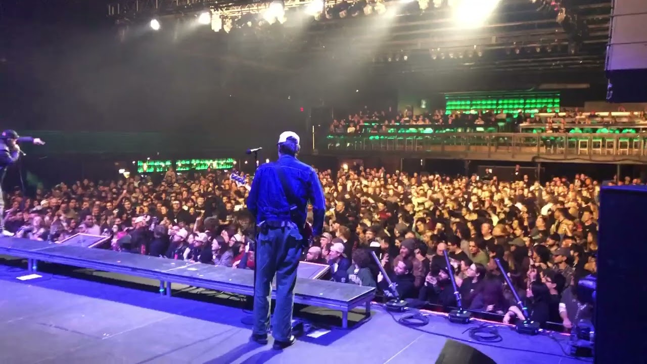 Silverstein Full Show Live in 