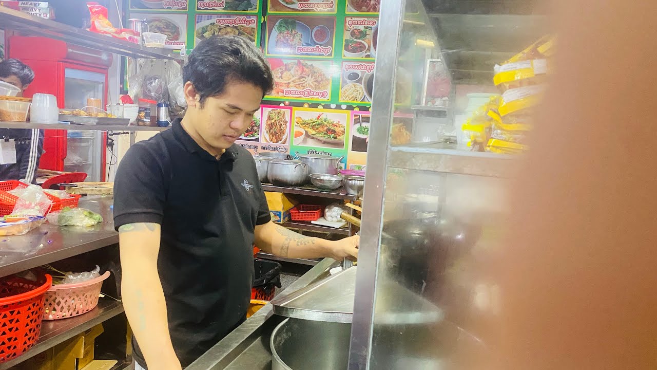 របៀប​ធ្វើ​ ទឹក​ស៊ុប​ គុយទាវ​ រស​ជាតិ​ឆ្ងាញ់