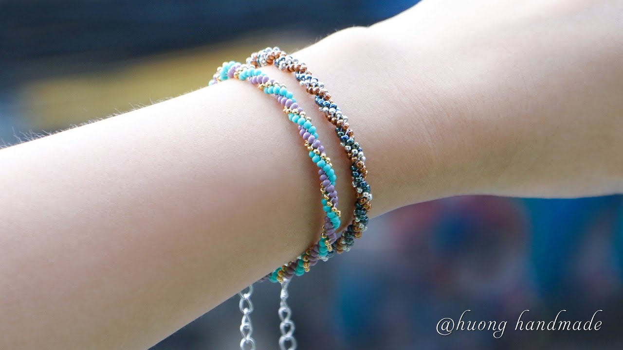 Triple spiral bracelet. Simple and easy to make for beginner. Beaded jewelry