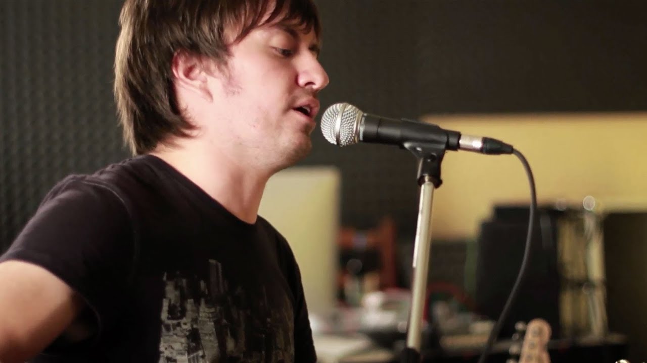 Swedish House Mafia - Don't You Worry Child (Madyon Acoustic Cover)