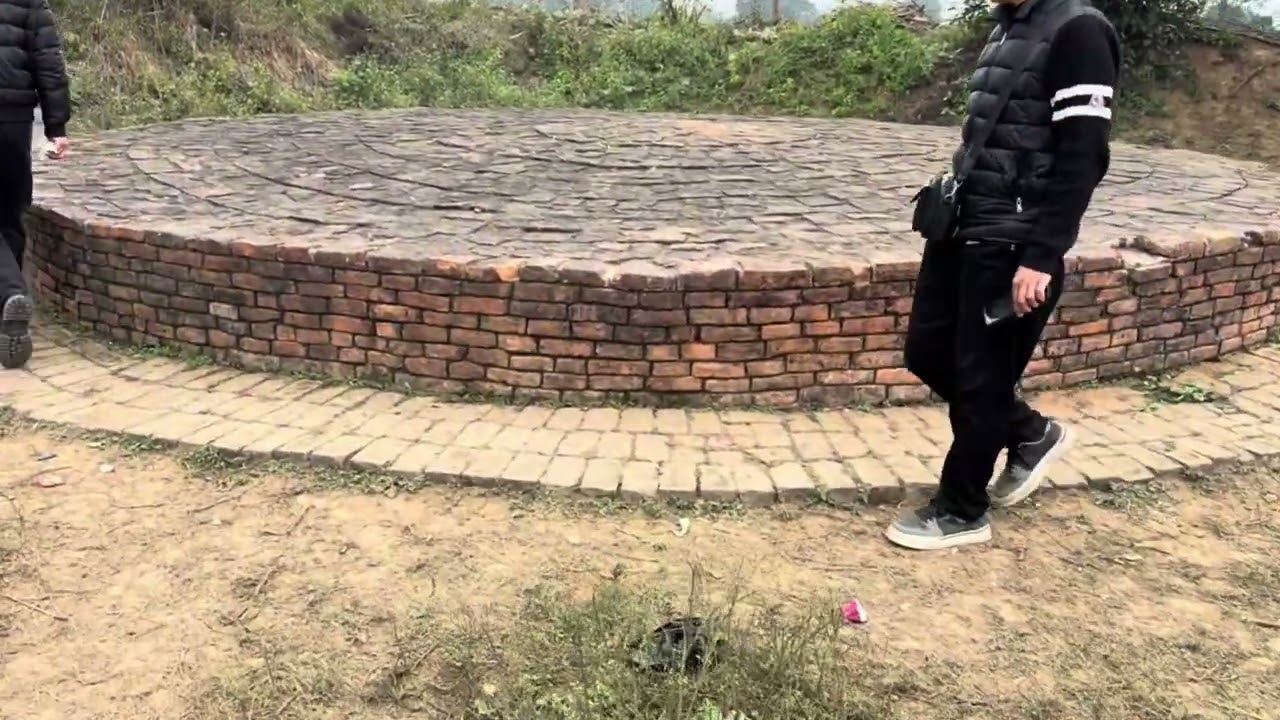10/1/2026/ đây là mộ song thân của Đức Phật ở gần thành Catynave 