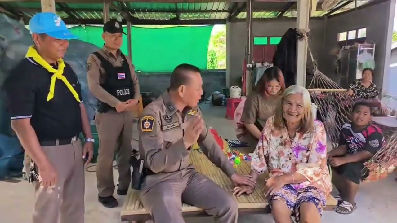 สภ.หนองซอน  ตรวจเยี่ยมให้กำลังใจพี่น้องประชาชนที่อพยพจากสถานการณ์ปัญหาชายแดนไทย - กัมพูชา